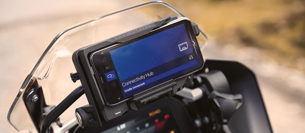 BMW Motorrad ConnectedRide Cradle | BMW Motorrad