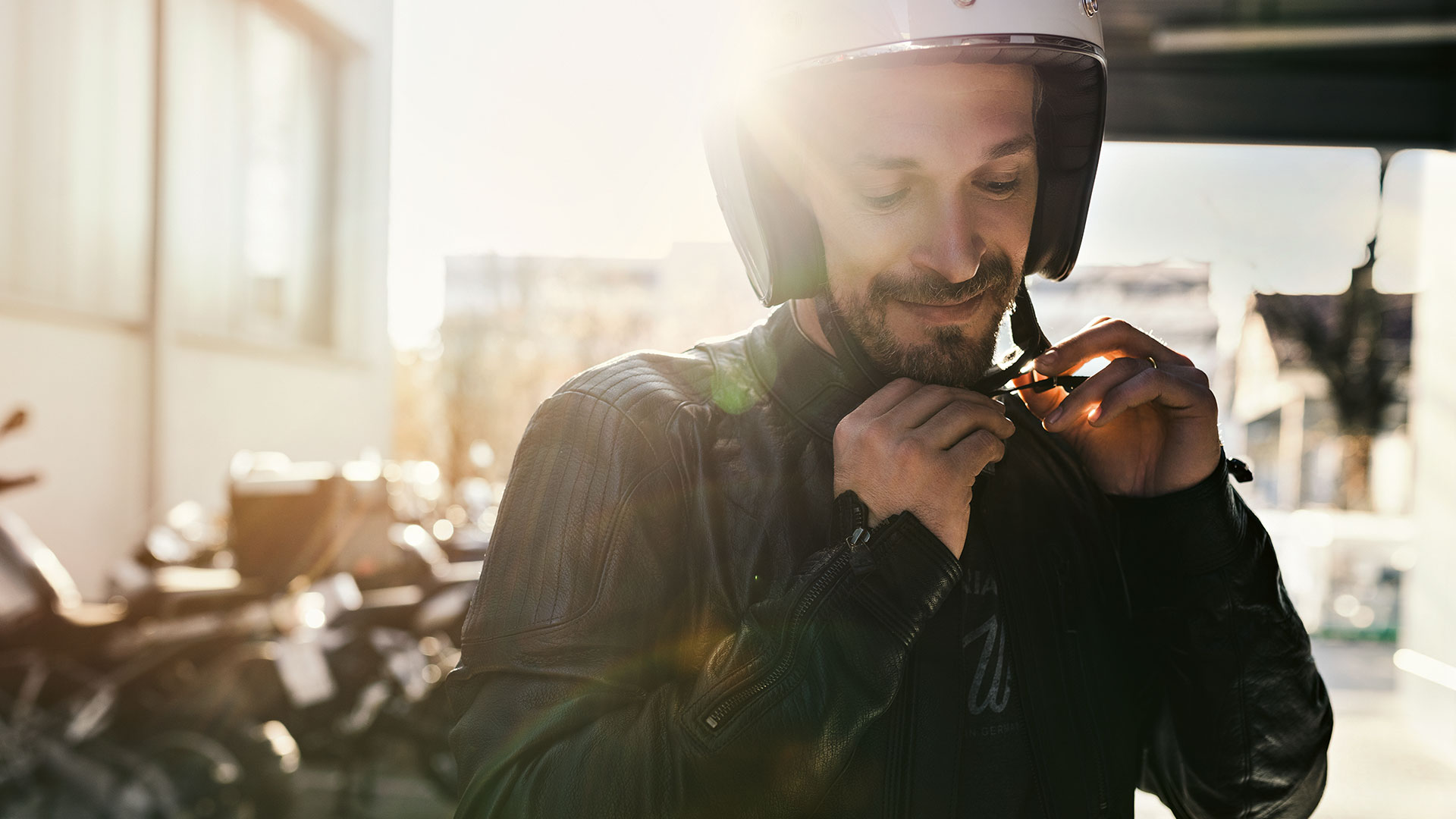 BMW Motorrad ConnectedRide Cradle | BMW Motorrad