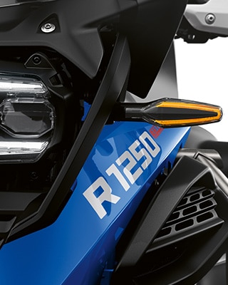 We see the standard LED indicators with Optional Cruising Light