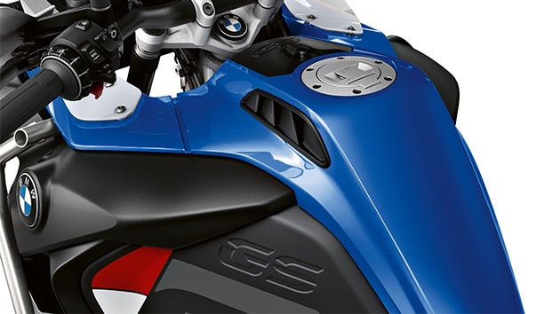 We see the 7.9 gallon tank of the R 1250 GS Adventure.