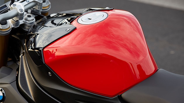 S 1000 R light aluminum tank