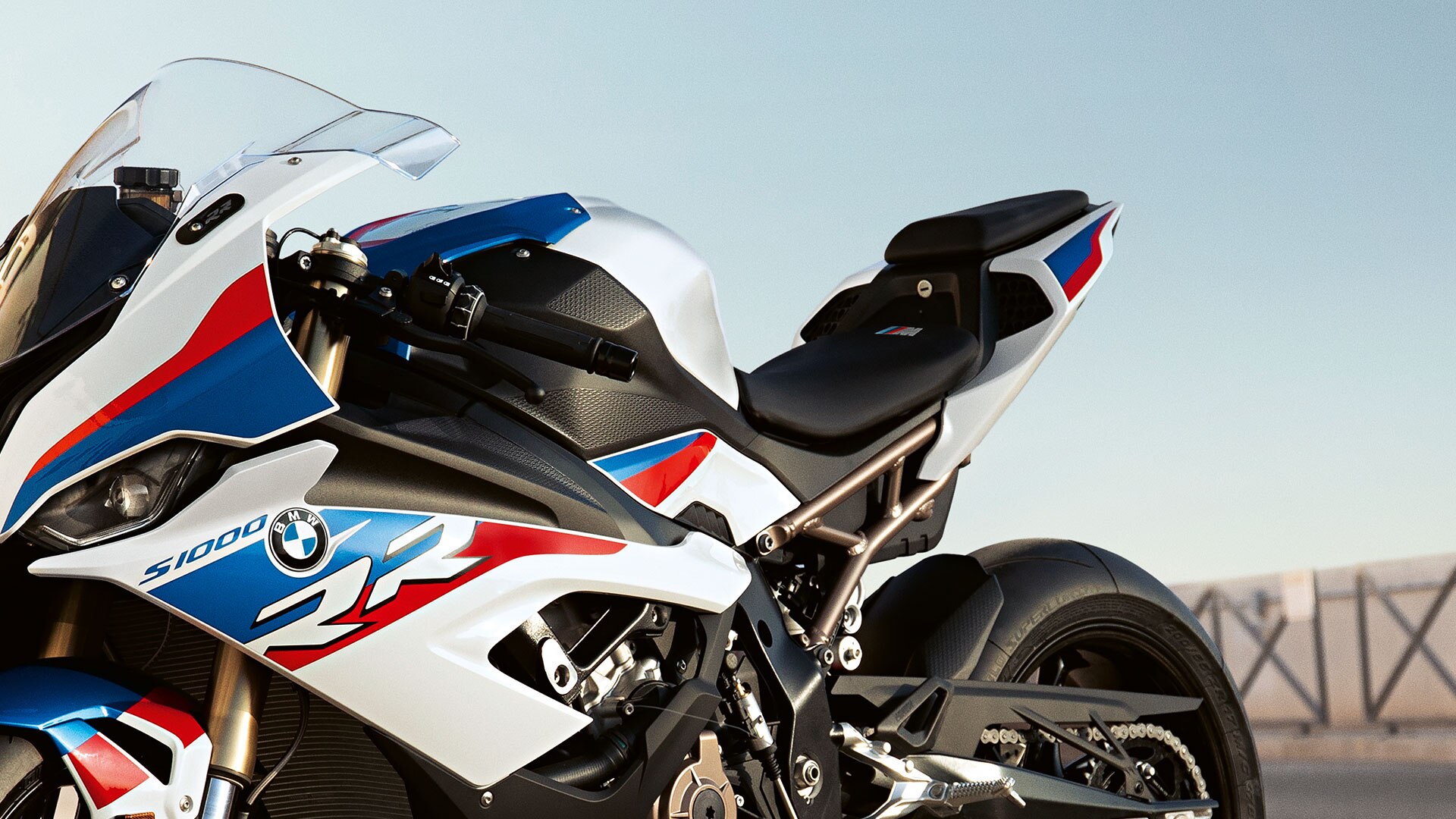 M seat of the new BMW RR