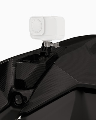 M Carbon tail-hump cover with camera adapter