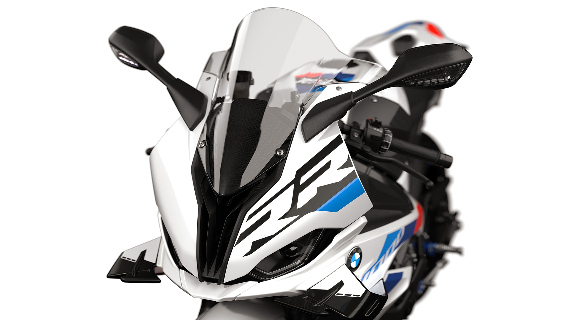 Dynamic front view and tall windscreen