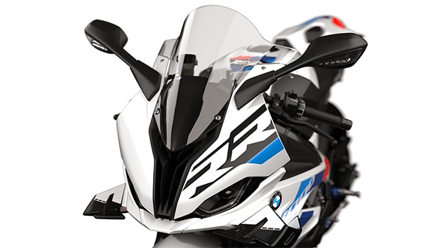 Dynamic front view and tall windscreen