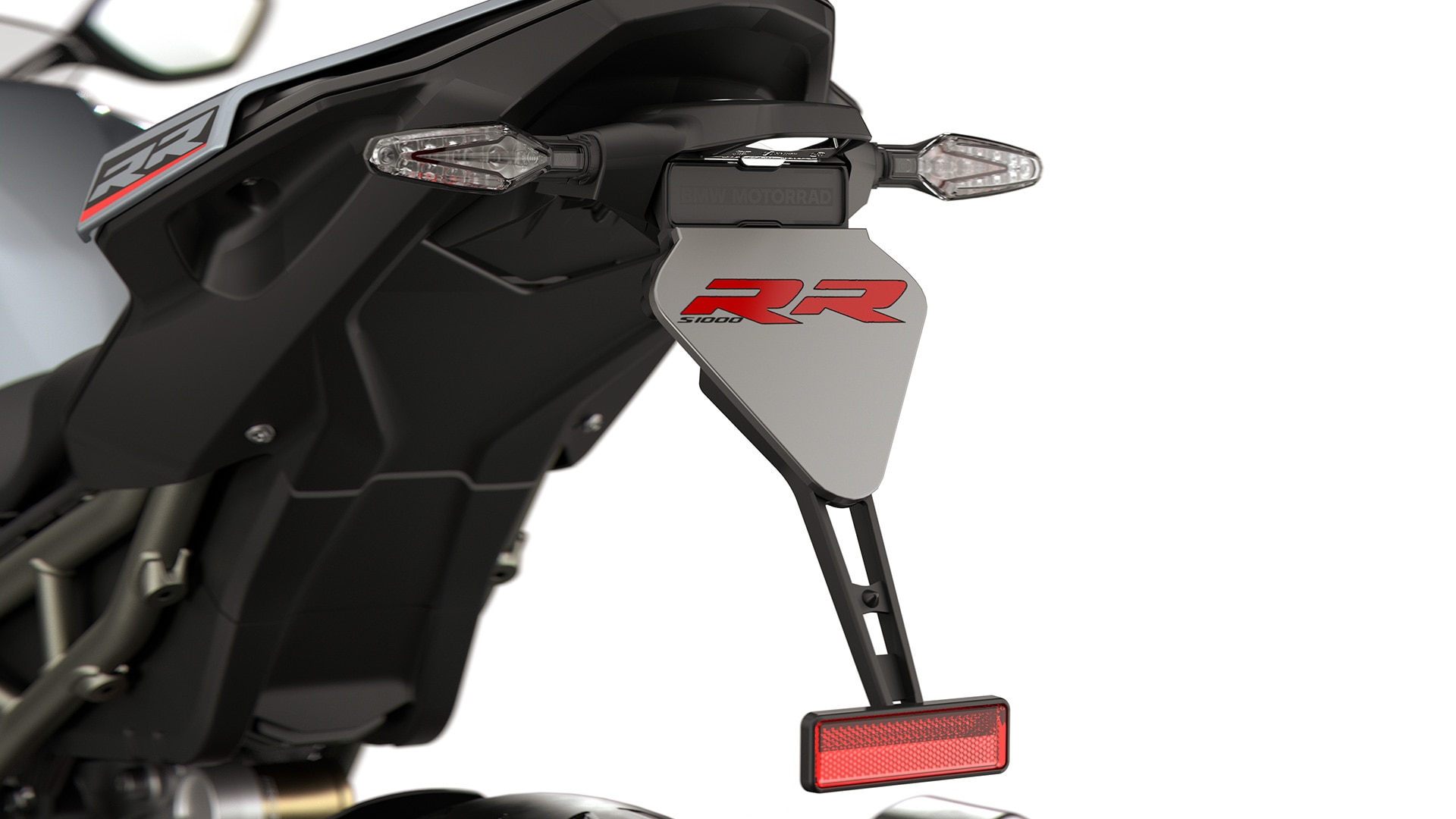 The dynamic rear end with a short license plate carrier on the S 1000 RR