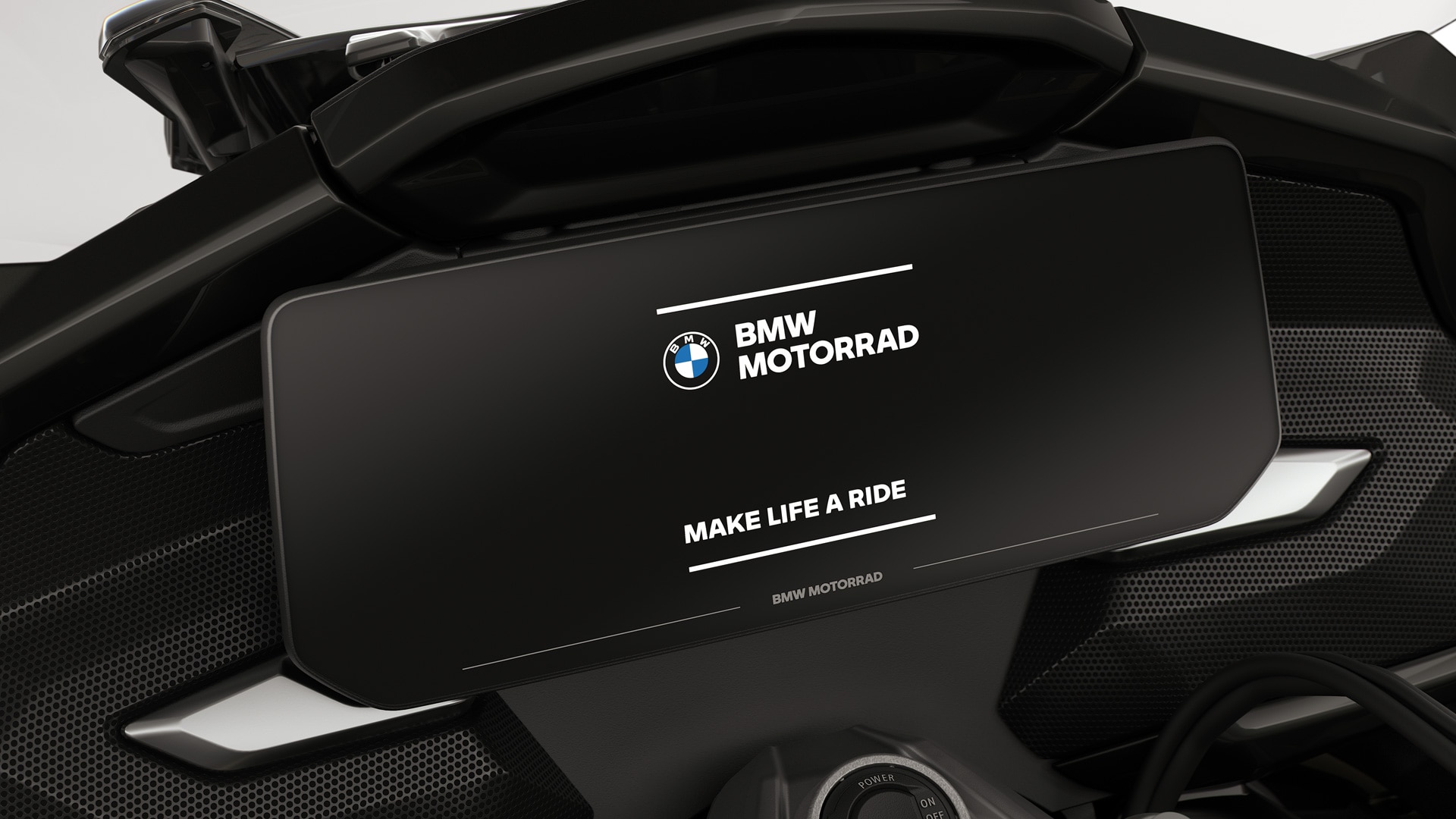 Focus on the color display with BMW Motorrad start screen.