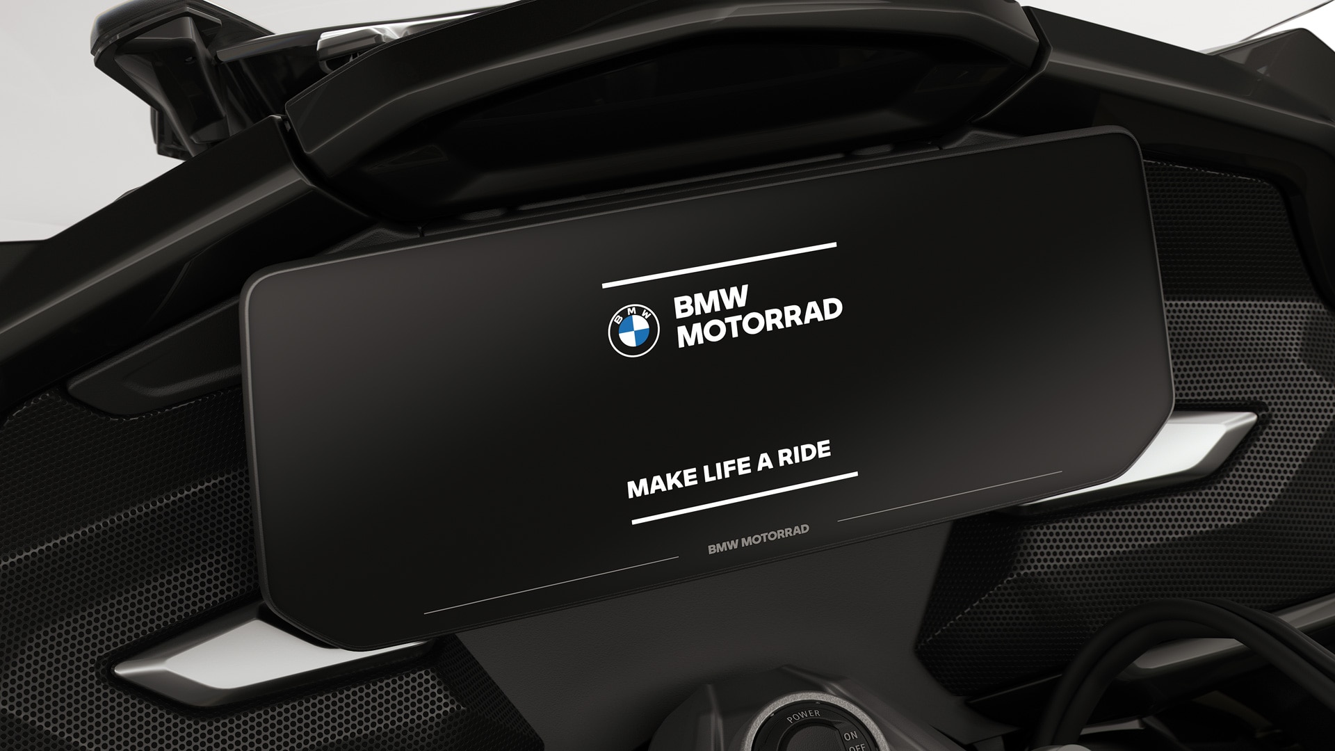 Focus on the color display with BMW Motorrad start screen.