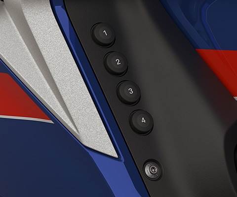 Focus on the four numbered Favorites buttons.