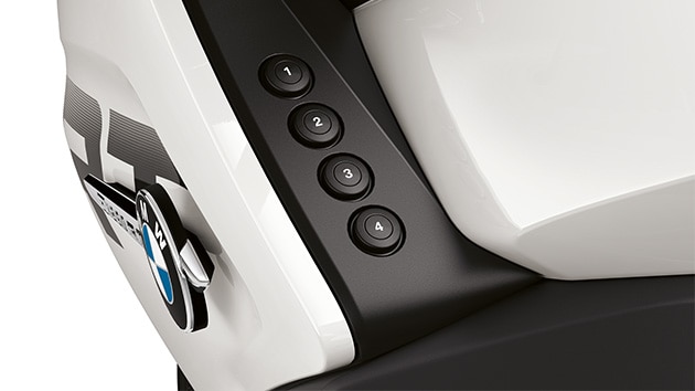 We see the four favorite buttons of the R 1250 RT.