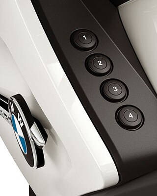 We see the four favorite buttons of the R 1250 RT.